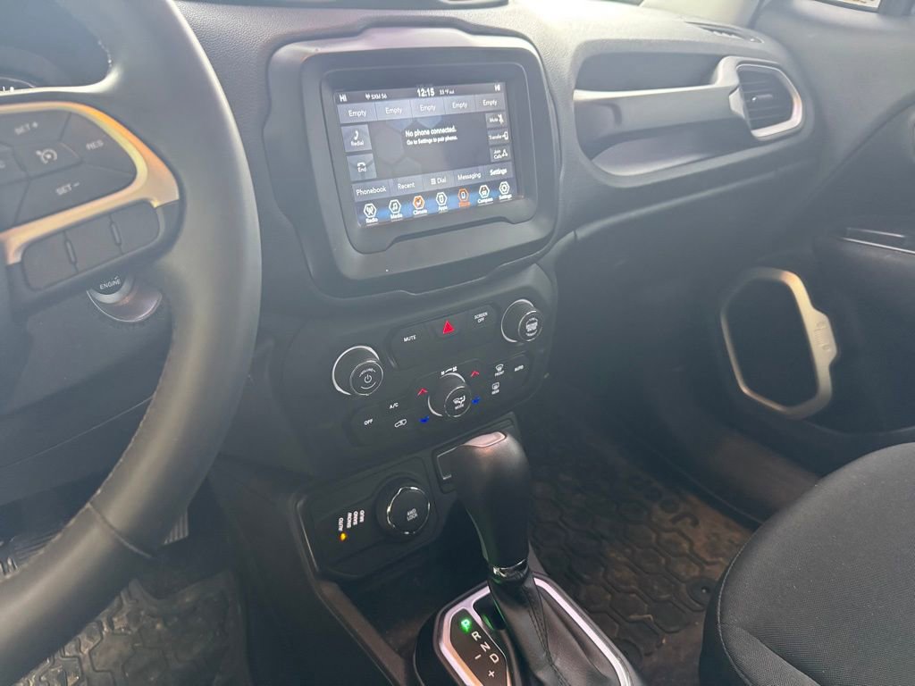 Used 2019 Jeep Renegade Latitude image 18
