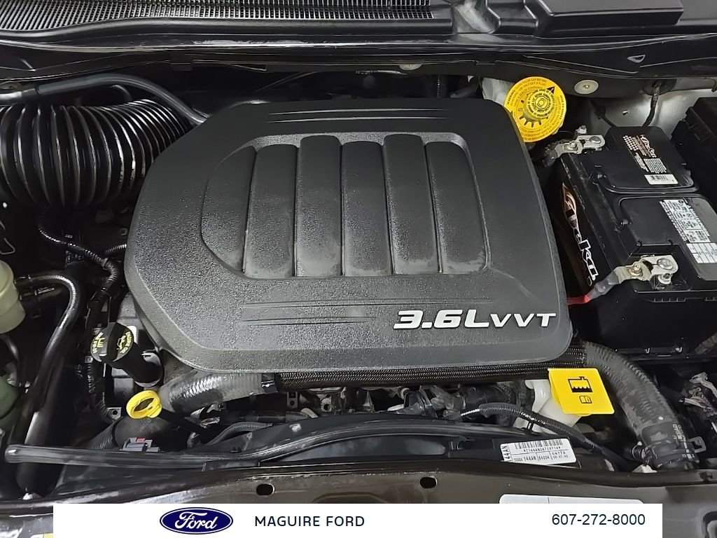 Used 2017 Dodge Grand Caravan SXT image 15