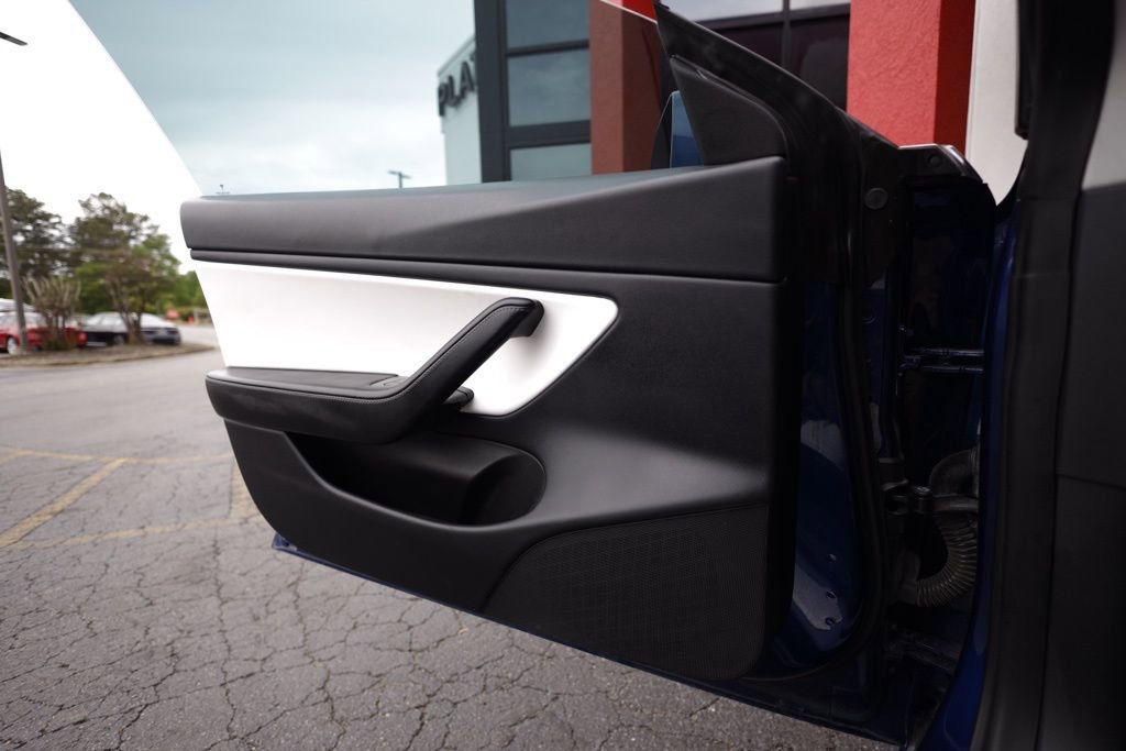 Used 2020 Tesla Model 3 Long Range image 9