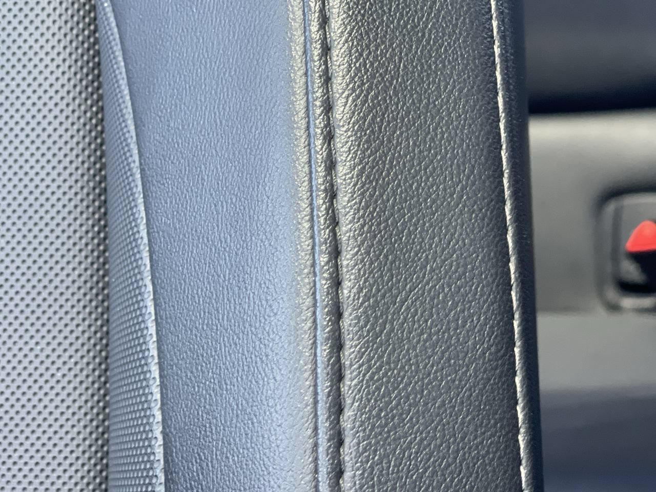 Used 2019 MINI Cooper 4-Door Hardtop FWD image 30