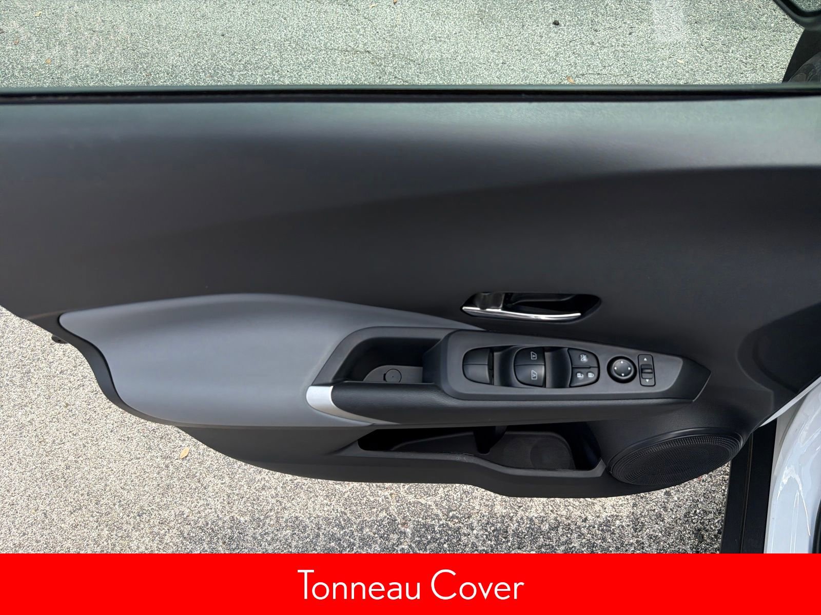 Certified 2024 Nissan Kicks SR w/ SR Premium Package image 17