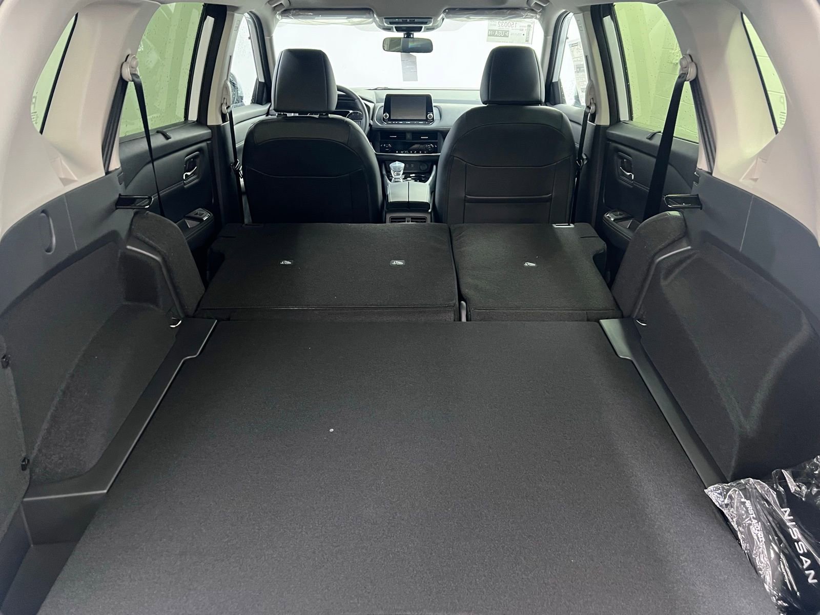 Certified 2025 Nissan Rogue SV w/ SV Premium Package image 34