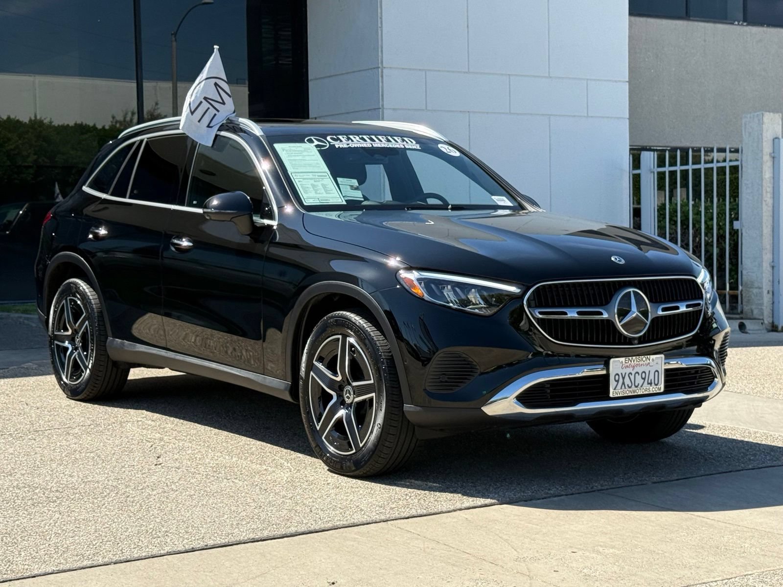 Used 2026 Mercedes-Benz GLC 300 image 8