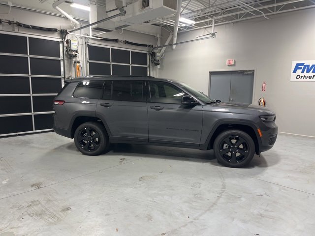 New 2025 Jeep Grand Cherokee L Altitude