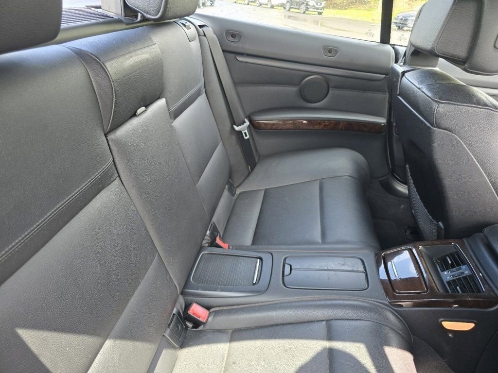 Used 2011 BMW 328i Convertible RWD image 18