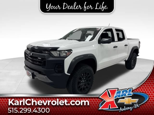 Certified 2025 Chevrolet Colorado Trail Boss AWD/4WD image 1