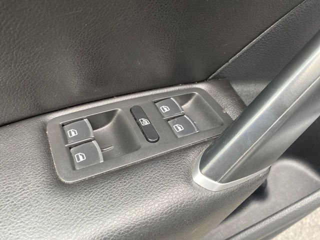 Used 2022 Volkswagen Passat 2.0T image 17