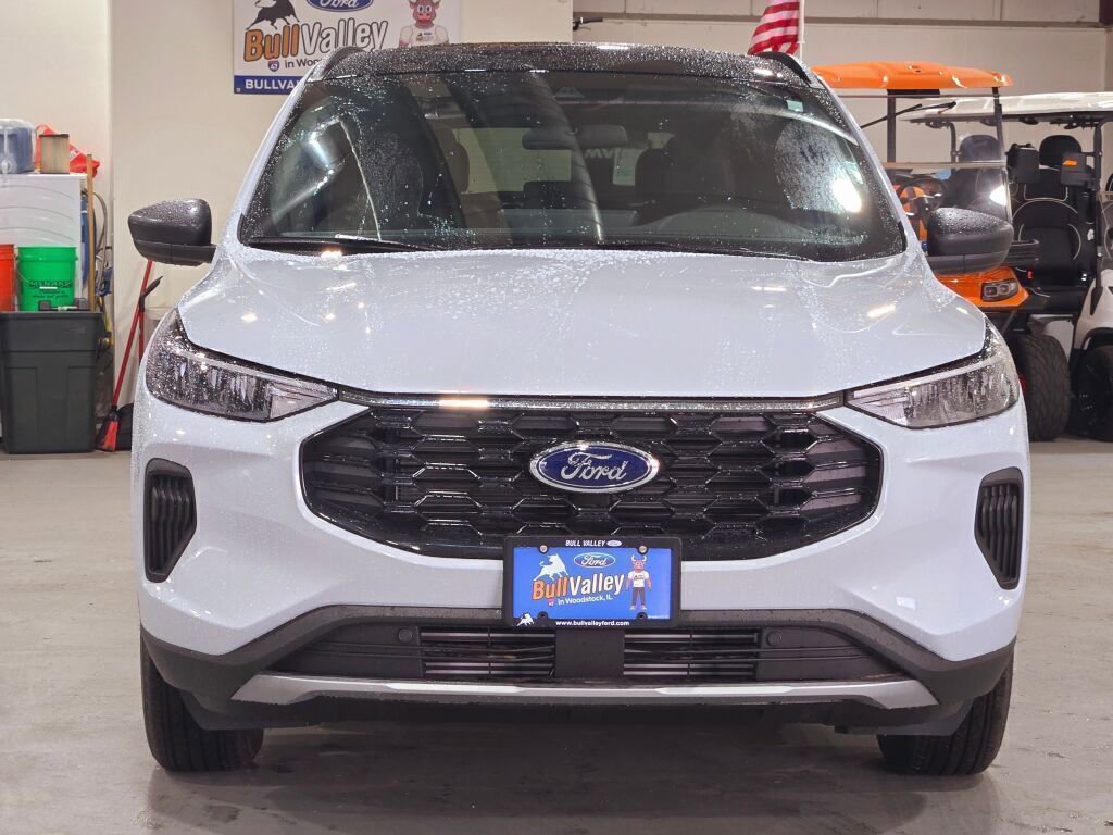 New 2025 Ford Escape ST-Line w/ Tech Pack #1 image 3