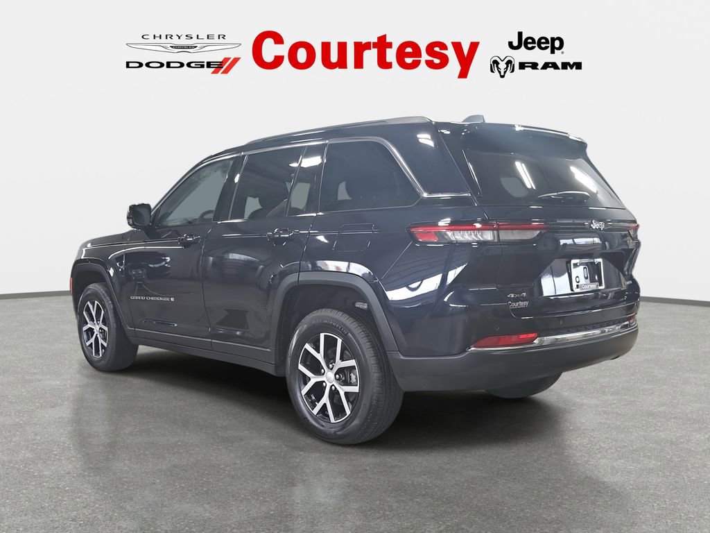 Certified 2024 Jeep Grand Cherokee Limited image 7