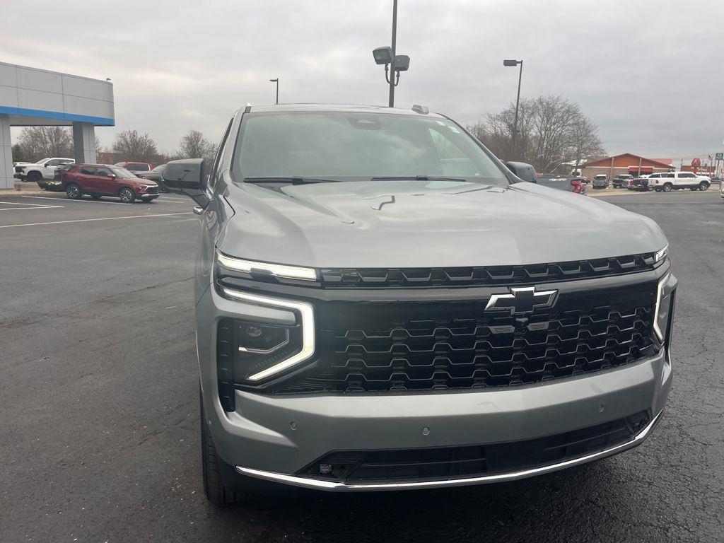 New 2026 Chevrolet Suburban Premier AWD/4WD image 8