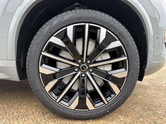 New 2026 Volvo XC90 B6 Ultra image 9