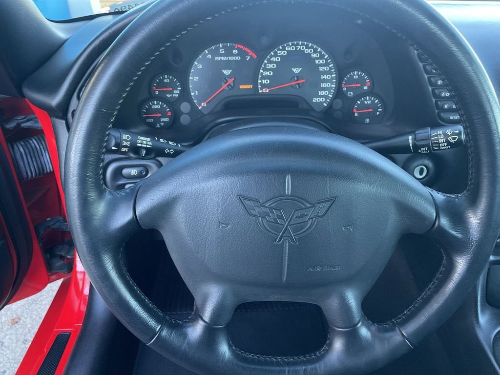 Used 2002 Chevrolet Corvette Convertible w/ Preferred Equipment Group2 image 10