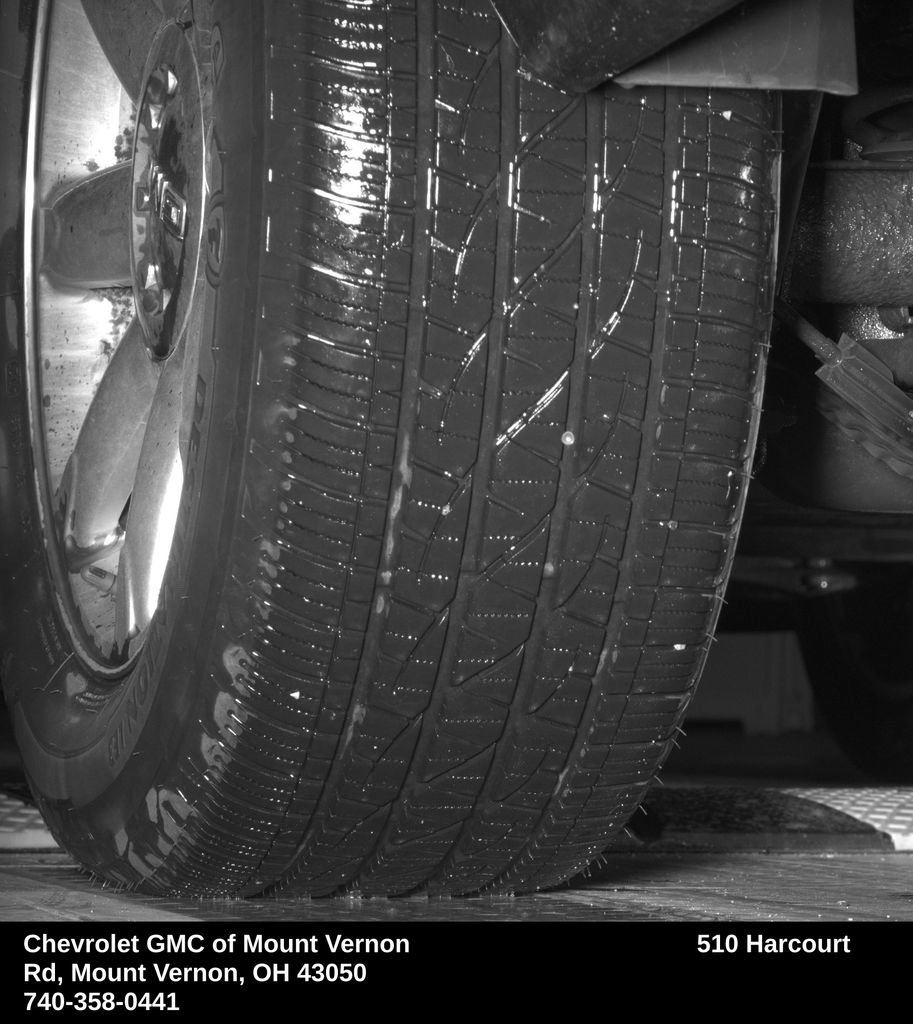 Used 2011 GMC Yukon Denali AWD/4WD image 15