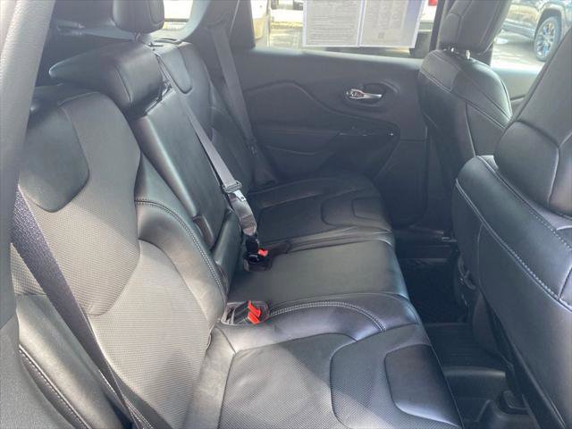 Certified 2023 Jeep Cherokee Altitude Lux AWD/4WD image 12