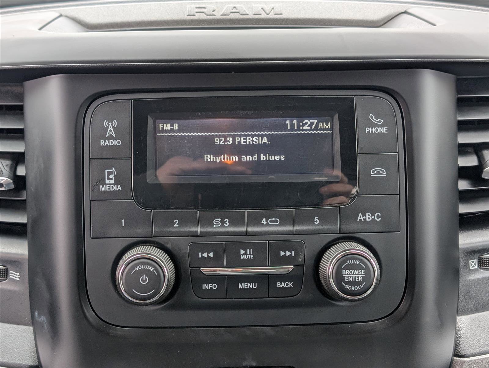 Used 2020 RAM 3500 Tradesman image 21