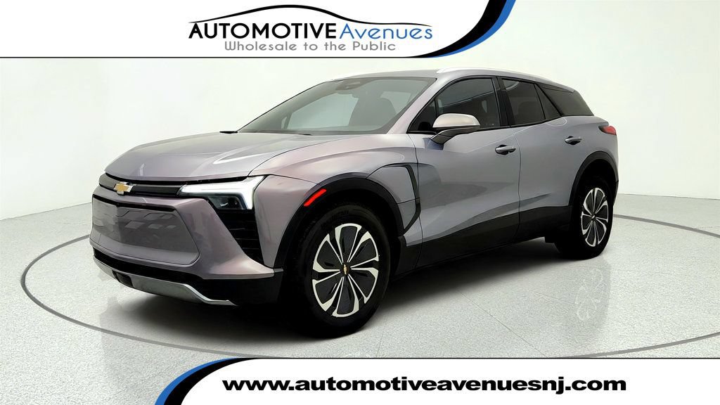 Used 2024 Chevrolet Blazer EV LT AWD/4WD image 1