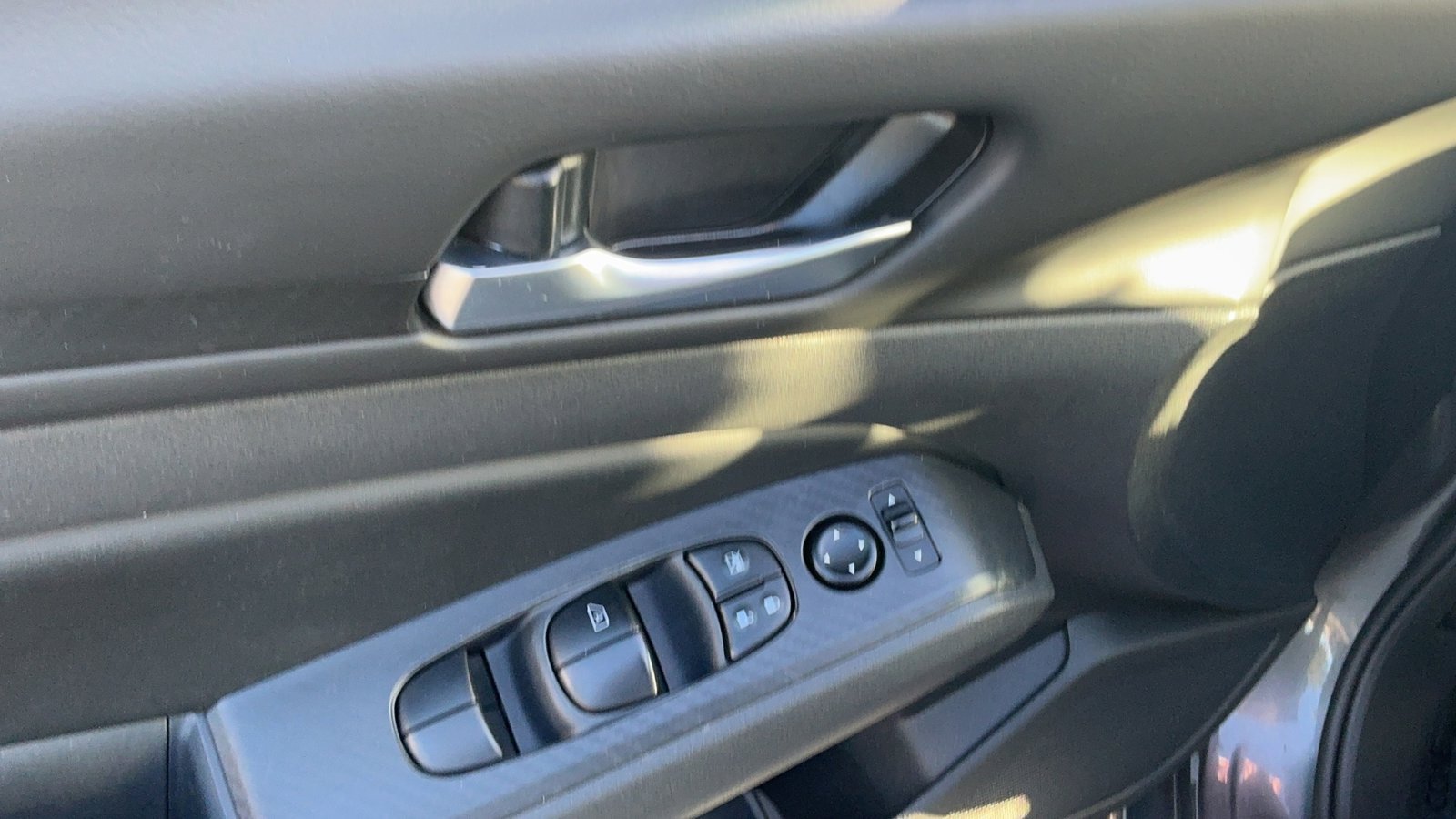 Certified 2025 Nissan Altima 2.5 SV FWD image 22