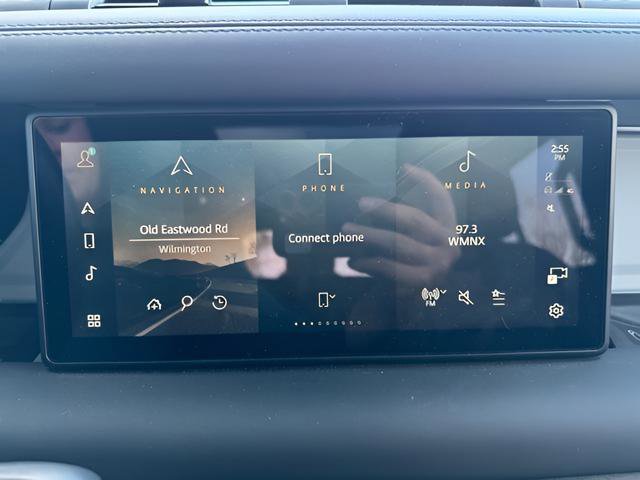 Certified 2024 Land Rover Defender 110 X-Dynamic SE image 25