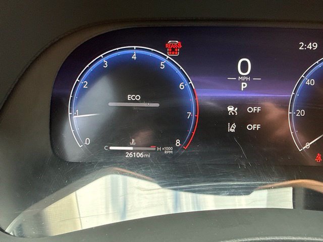 Used 2023 Toyota Highlander Limited FWD image 11