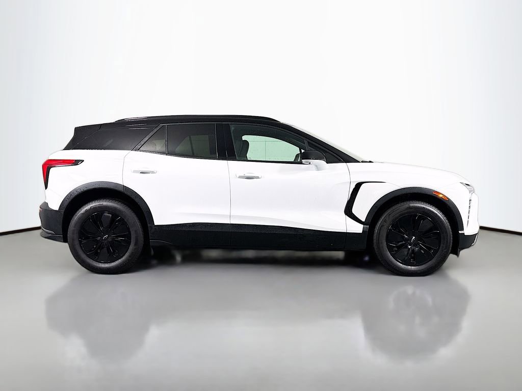 Used 2026 Chevrolet Blazer EV LT image 9