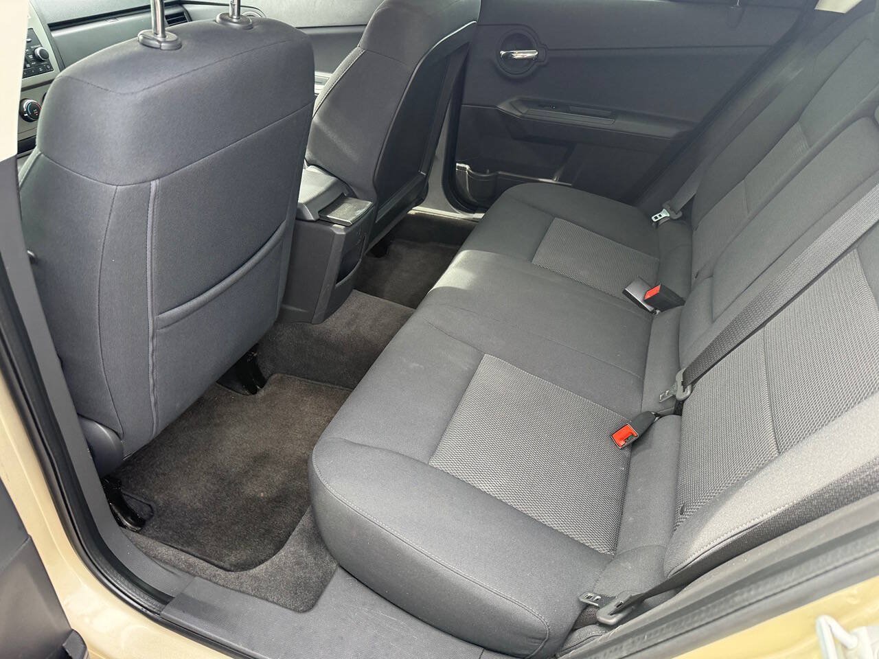 Used 2010 Dodge Avenger SXT FWD image 18