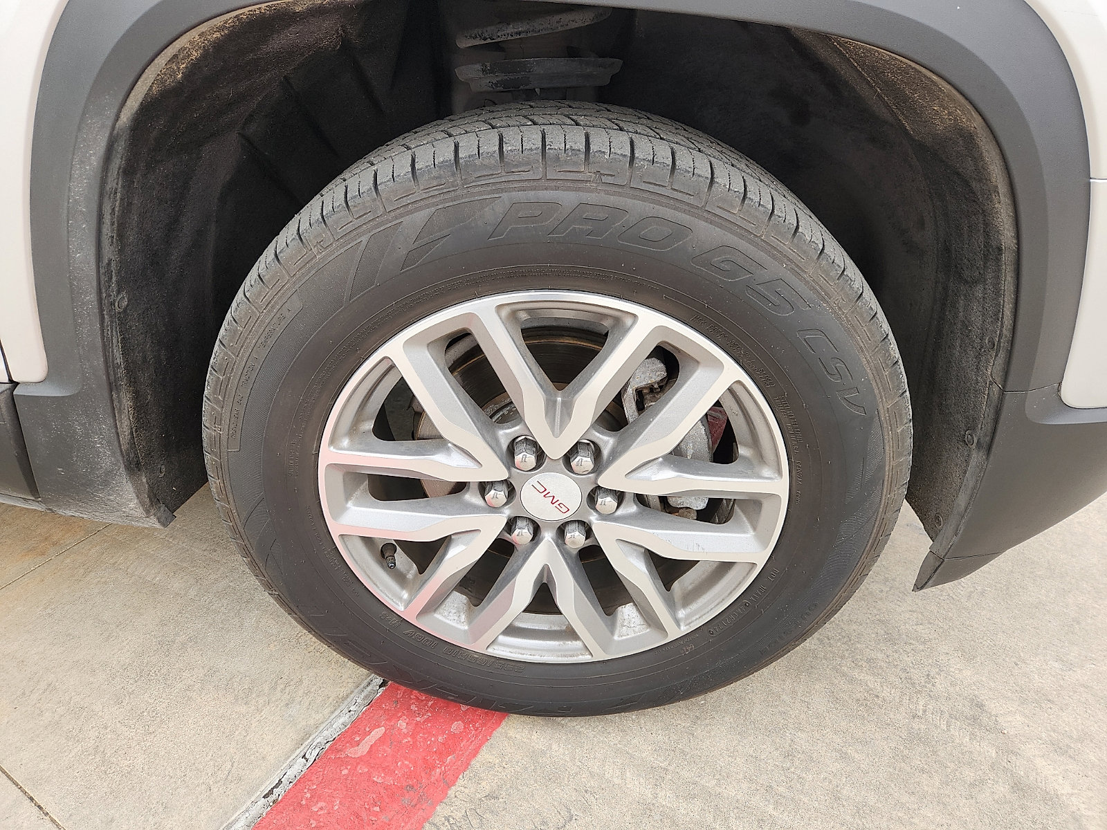 Used 2018 GMC Acadia SLE image 9