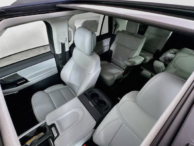 New 2027 Ford Expedition Platinum AWD/4WD image 23