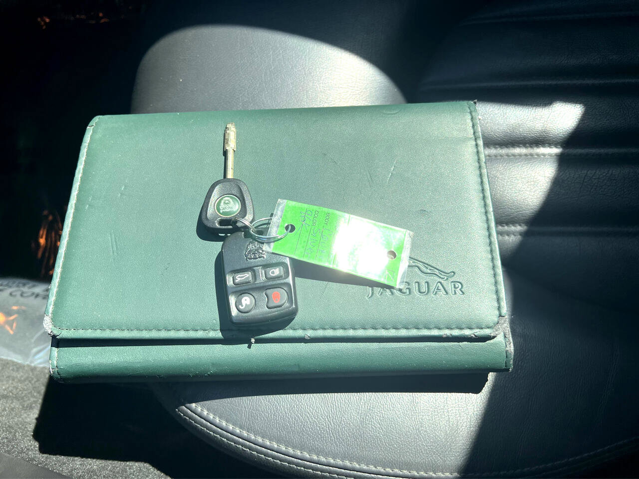 Used 2006 Jaguar XK8 Coupe image 43