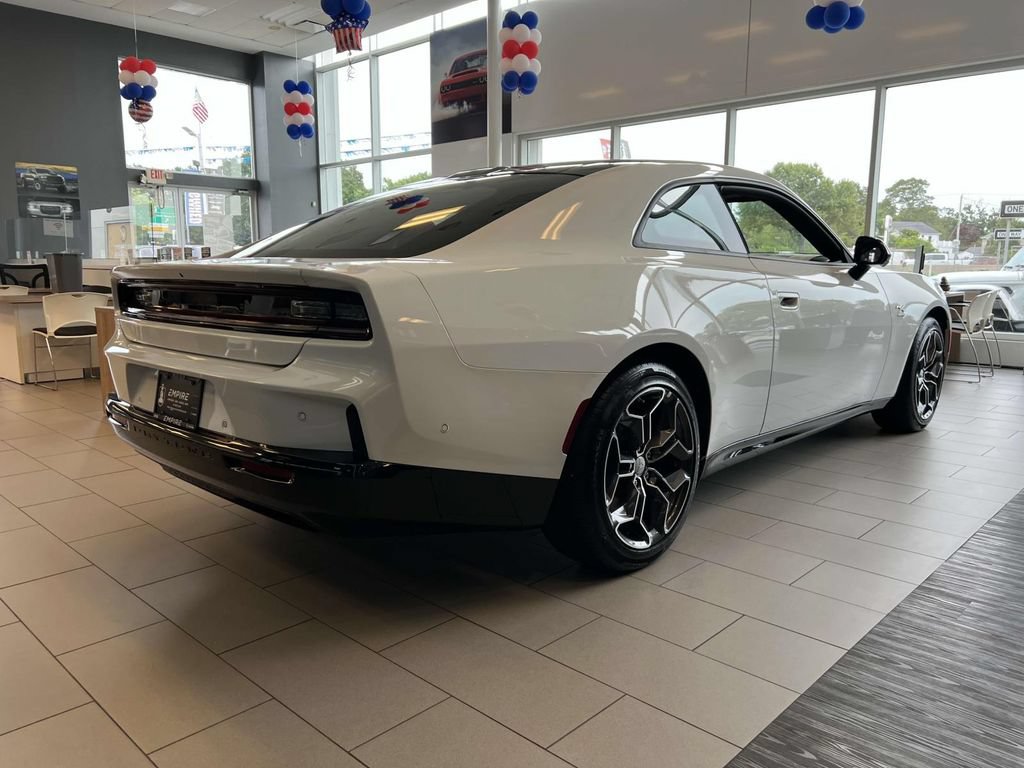 New 2024 Dodge Charger Daytona R/T w/ Plus Group AWD/4WD image 5