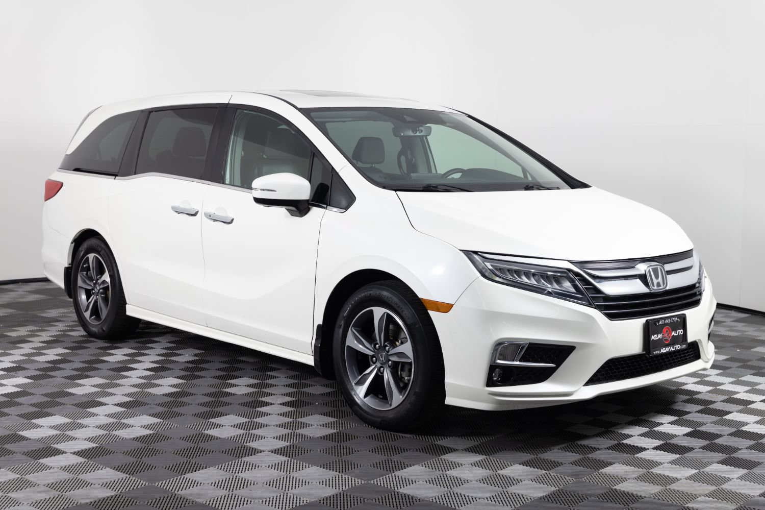 Used 2018 Honda Odyssey Touring image 10
