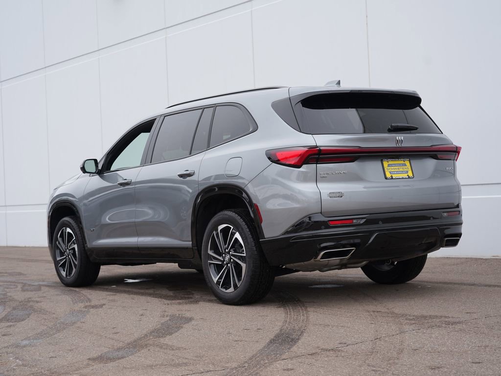 Used 2025 Buick Enclave Sport Touring image 5