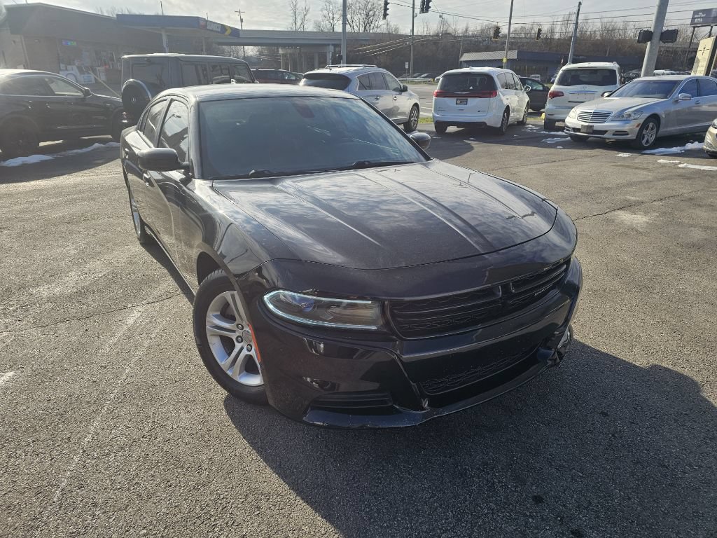 Used 2023 Dodge Charger SXT RWD image 4