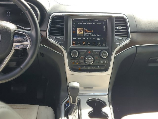 Used 2018 Jeep Grand Cherokee Limited image 21