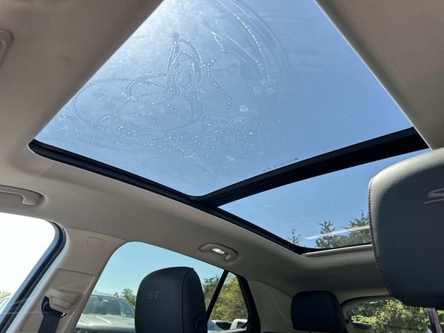 Used 2023 Buick Envision Essence w/ Sport Touring Package image 23