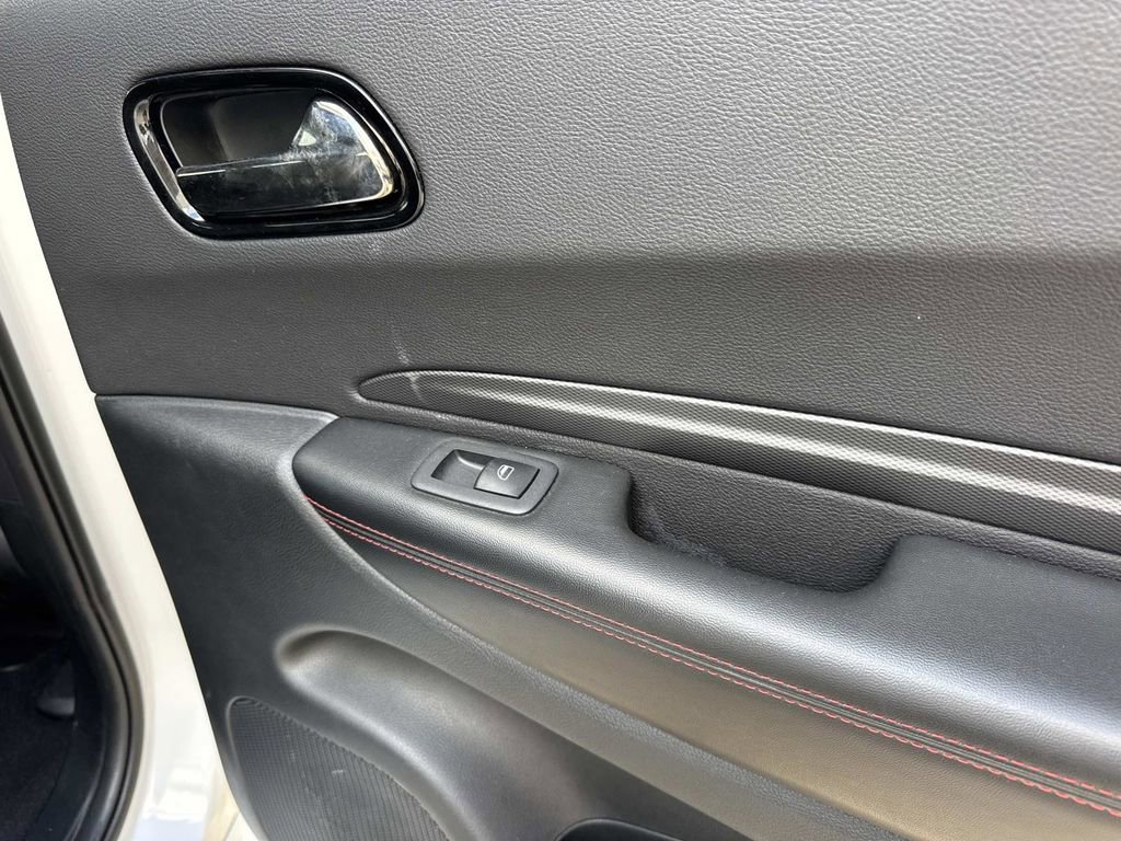 Used 2025 Dodge Durango GT image 21