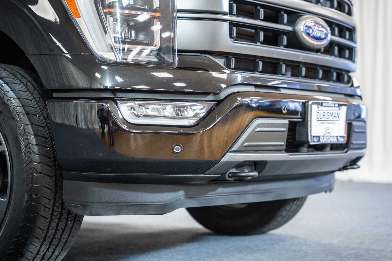 Certified 2023 Ford F150 Lariat w/ Equipment Group 502A High image 18