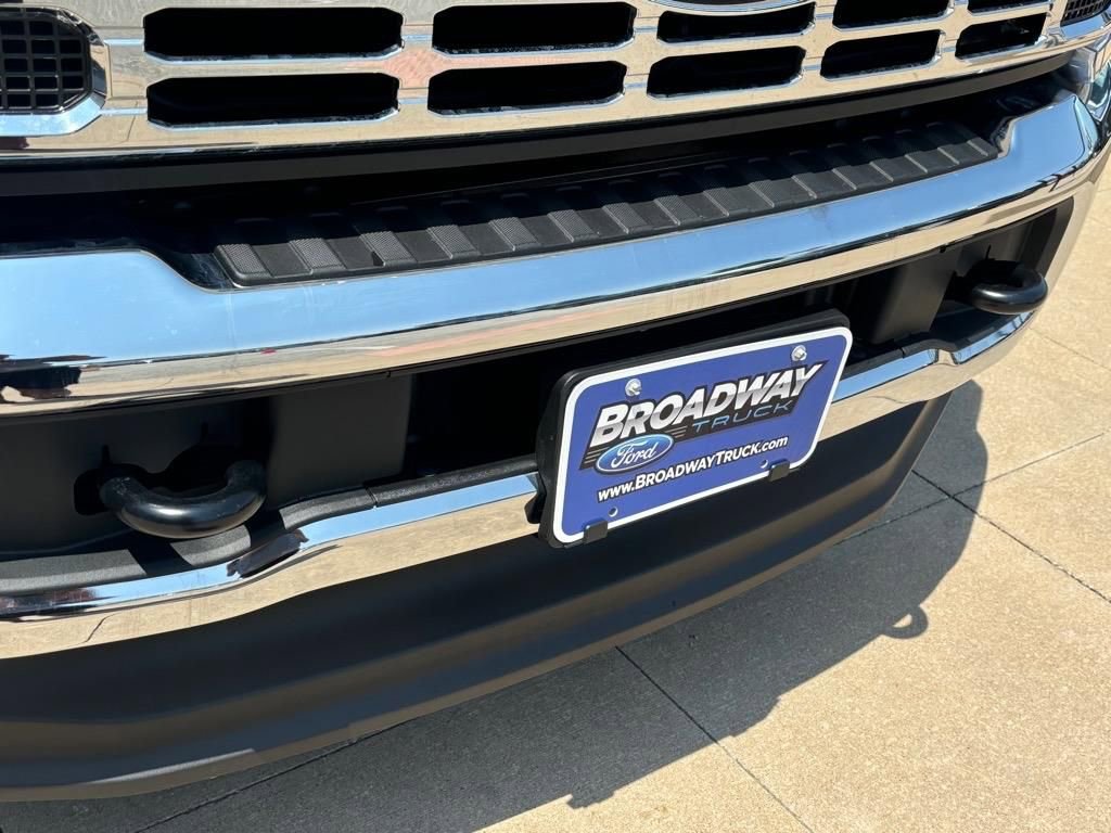 Used 2024 Ford F450 XL image 25