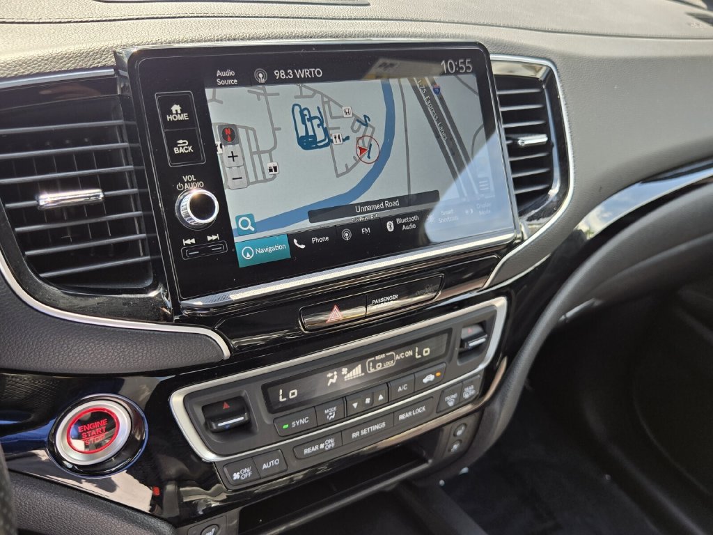 Certified 2025 Honda Ridgeline Black Edition image 19