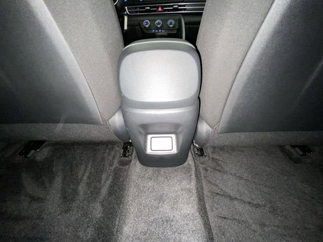 Certified 2026 Hyundai Elantra SE FWD image 27