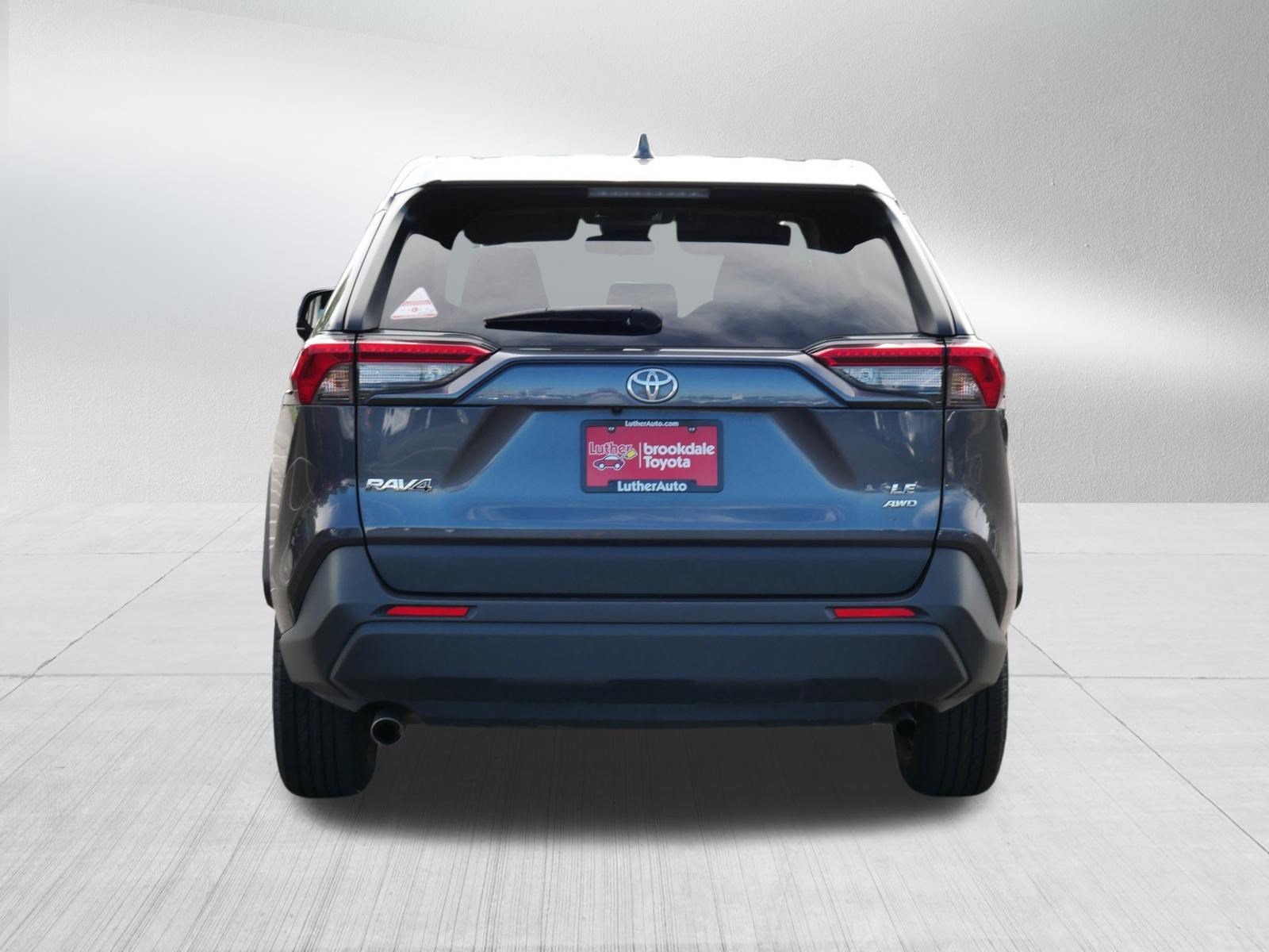 Used 2025 Toyota RAV4 LE AWD/4WD image 6