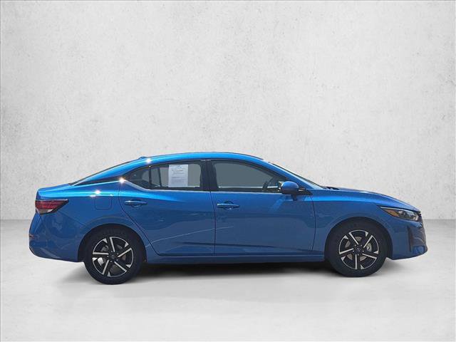 Used 2025 Nissan Sentra SV FWD image 4