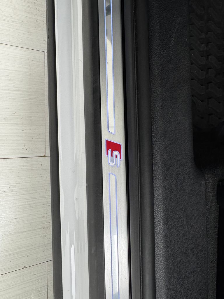 Used 2020 Audi Q3 2.0T Premium Plus w/ Premium Plus Package image 29