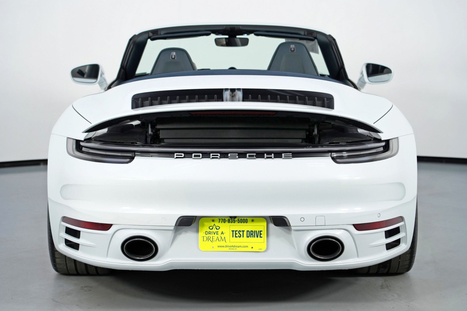 Used 2022 Porsche 911 Carrera image 45