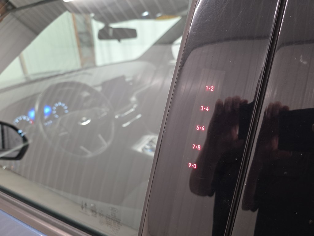 Used 2020 Ford Explorer XLT AWD/4WD image 23