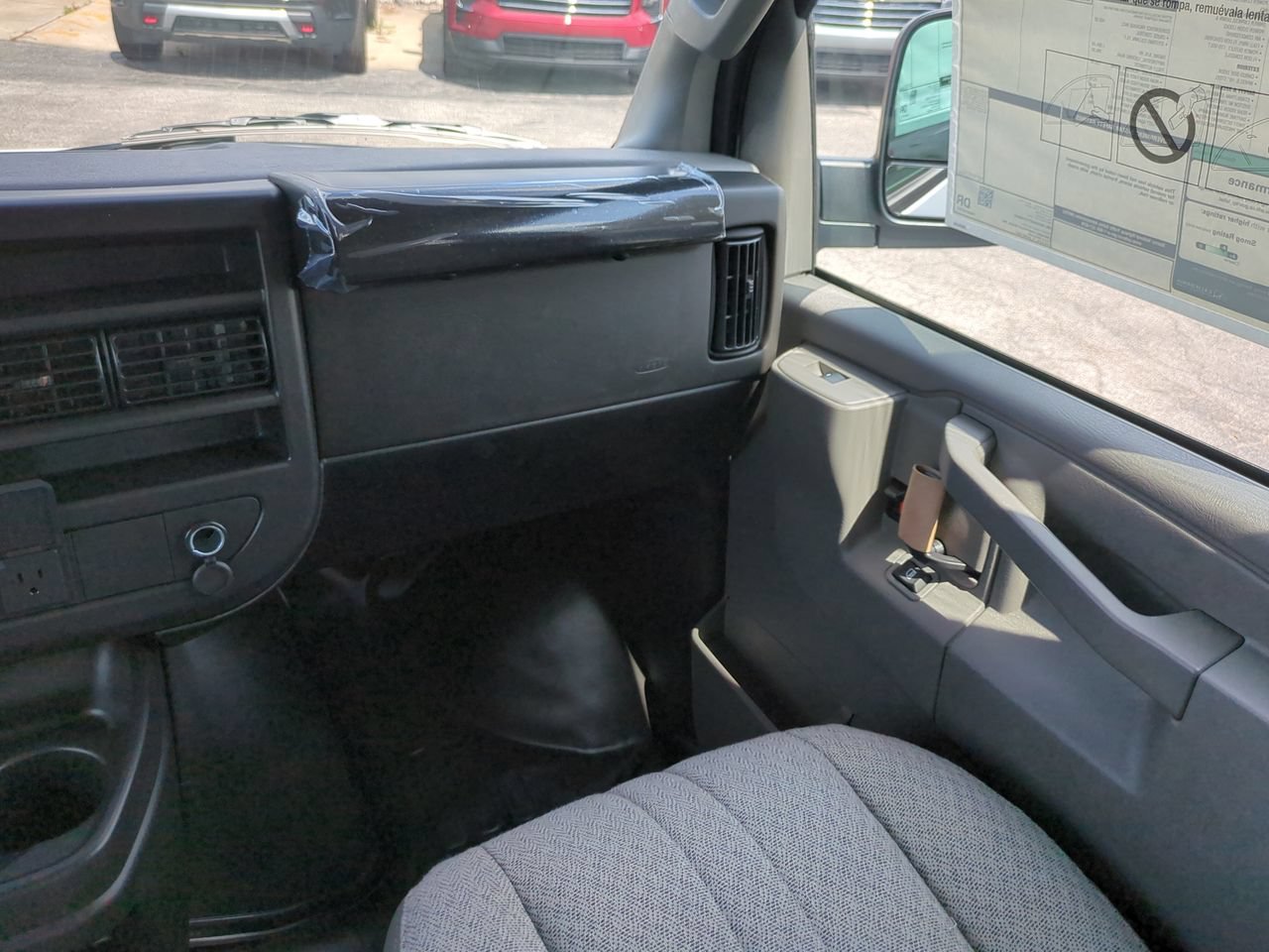 New 2026 Chevrolet Express 2500 w/ Driver Convenience Package RWD image 18