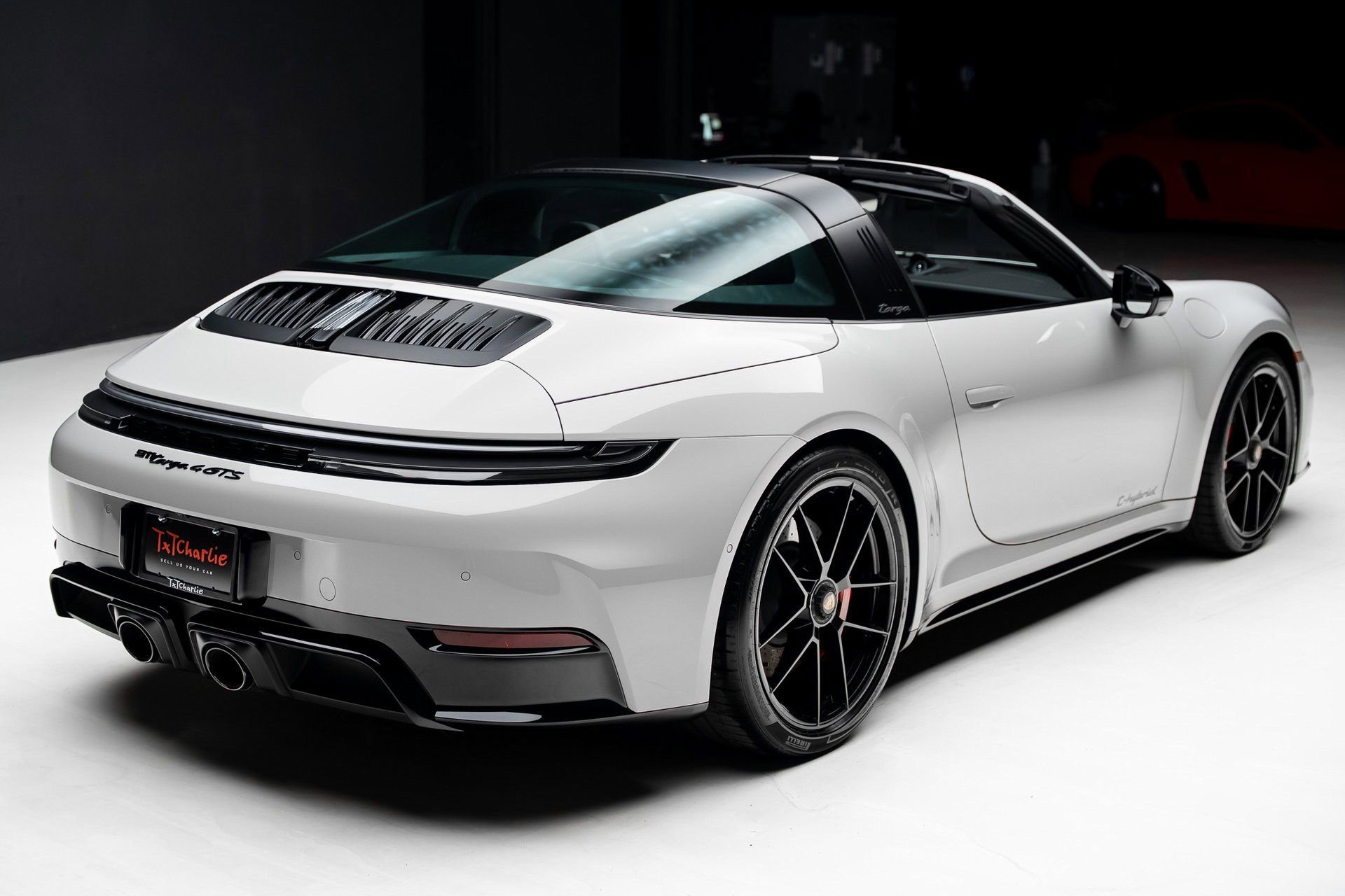 Used 2025 Porsche 911 Targa 4 GTS w/ Premium Package image 35