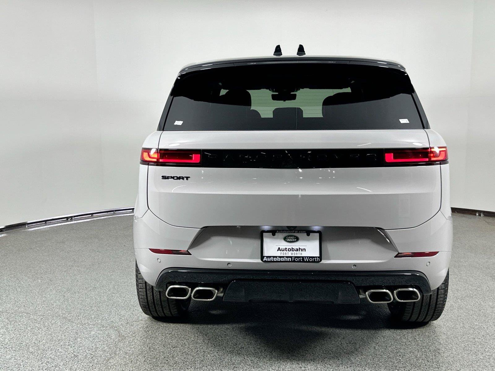 Certified 2025 Land Rover Range Rover Sport Dynamic SE AWD/4WD image 5
