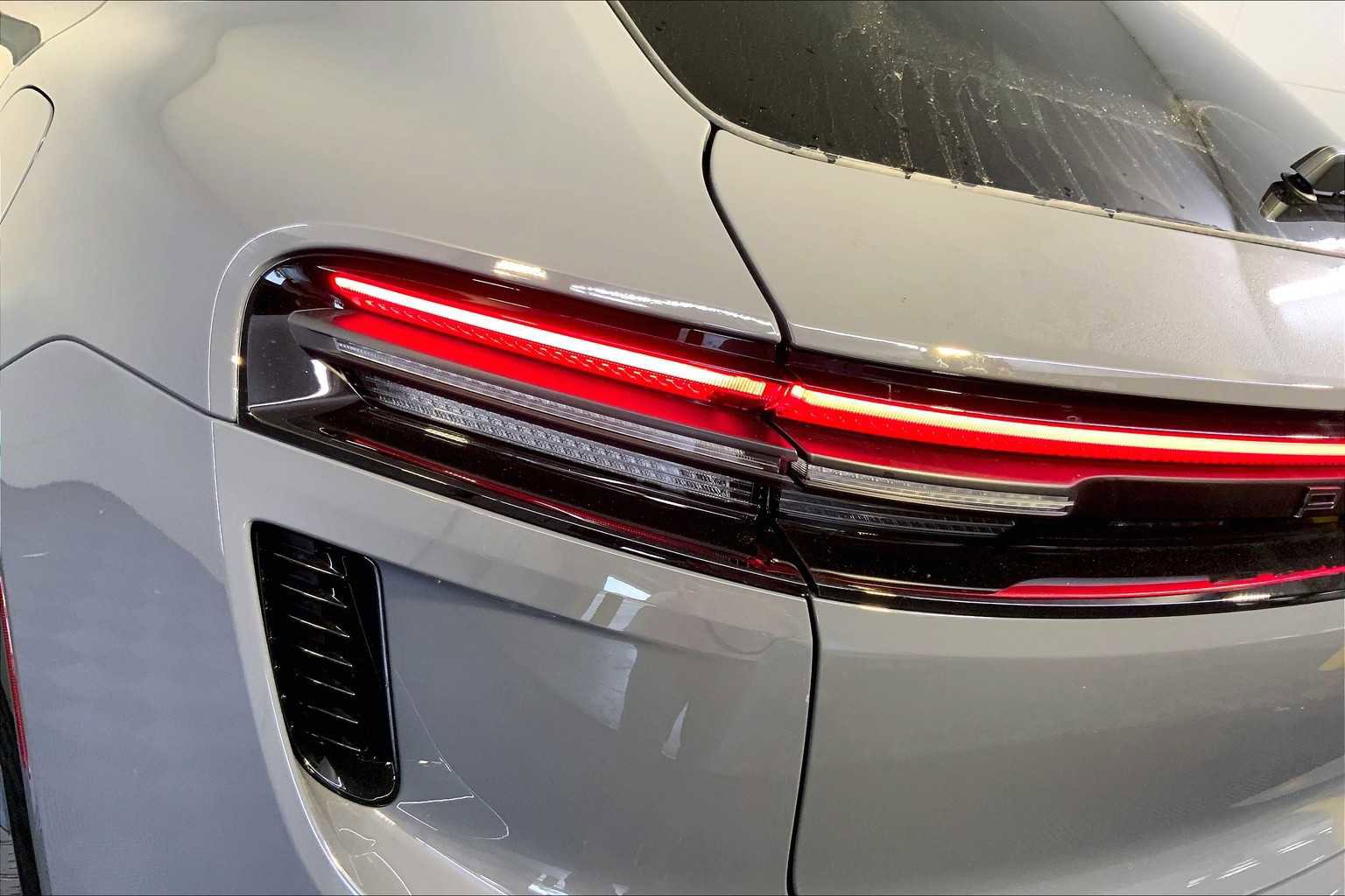 New 2025 Porsche Macan Turbo Electric image 18