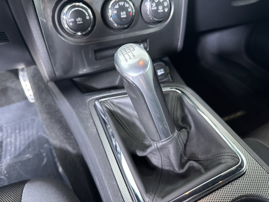 Used 2014 Dodge Challenger R/T image 5