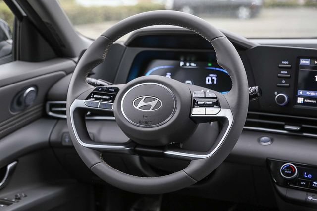 New 2026 Hyundai Elantra Sport FWD image 18